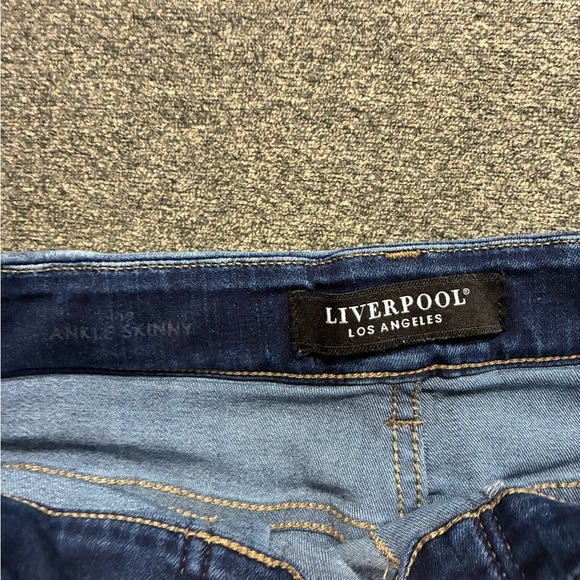 Liverpool Women's Dark Blue The ankle Skinny Distressed Jean Size 8 - Picture 4 of 6